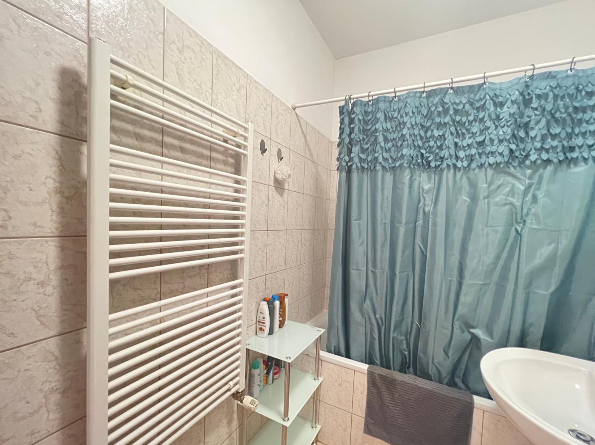 Acacia Aparhotel-Near New York Cafe Будапеща Екстериор снимка